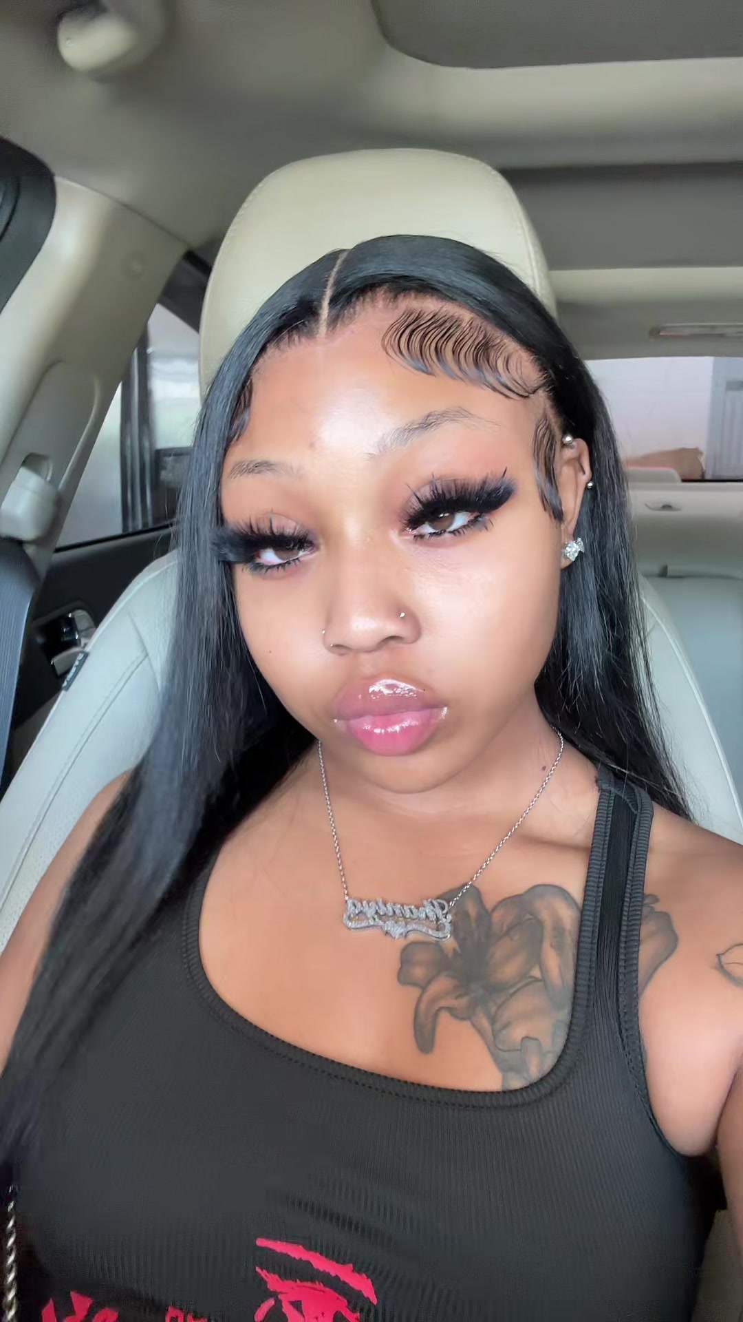 @shaniya janai