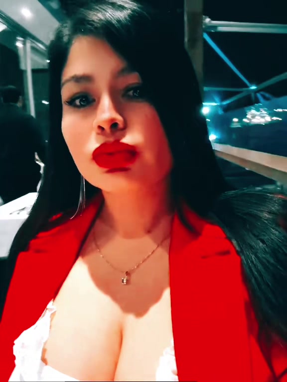 @Aisha 💋💋🌹✨🤩😎