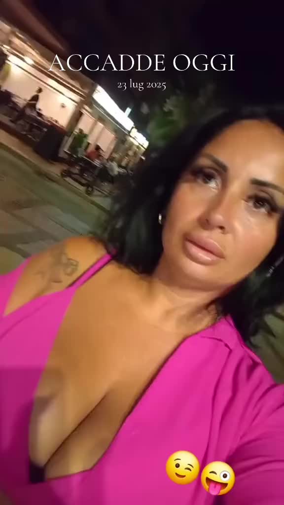 @E m scoccj e parla e cia’
