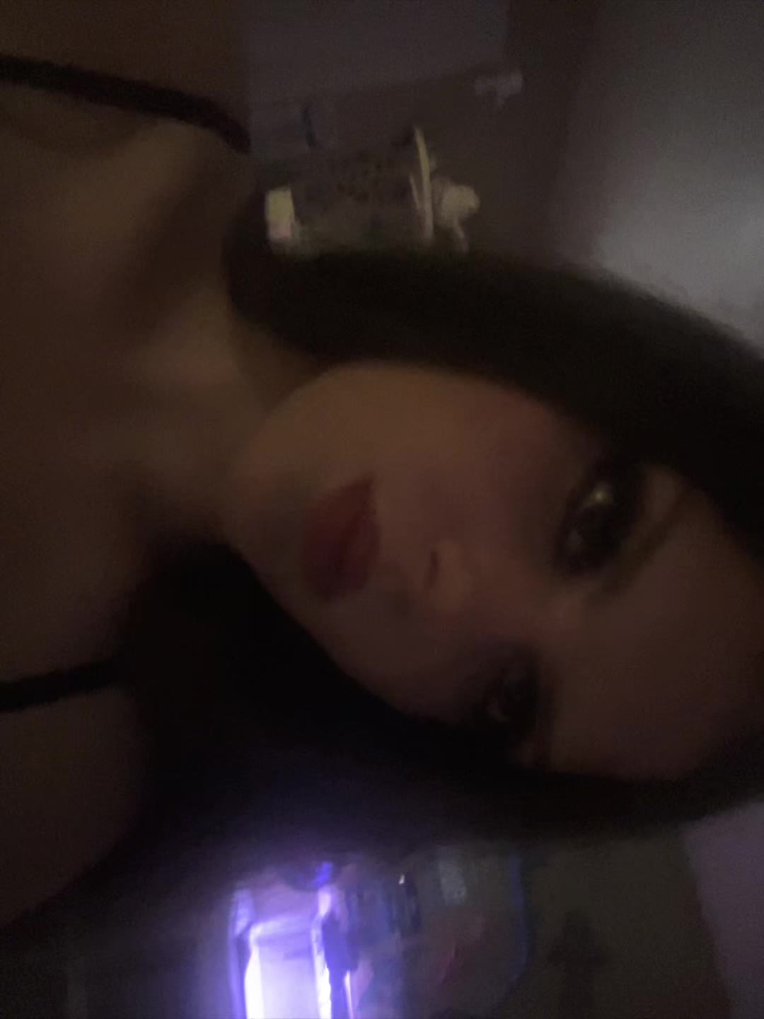 @Lili
