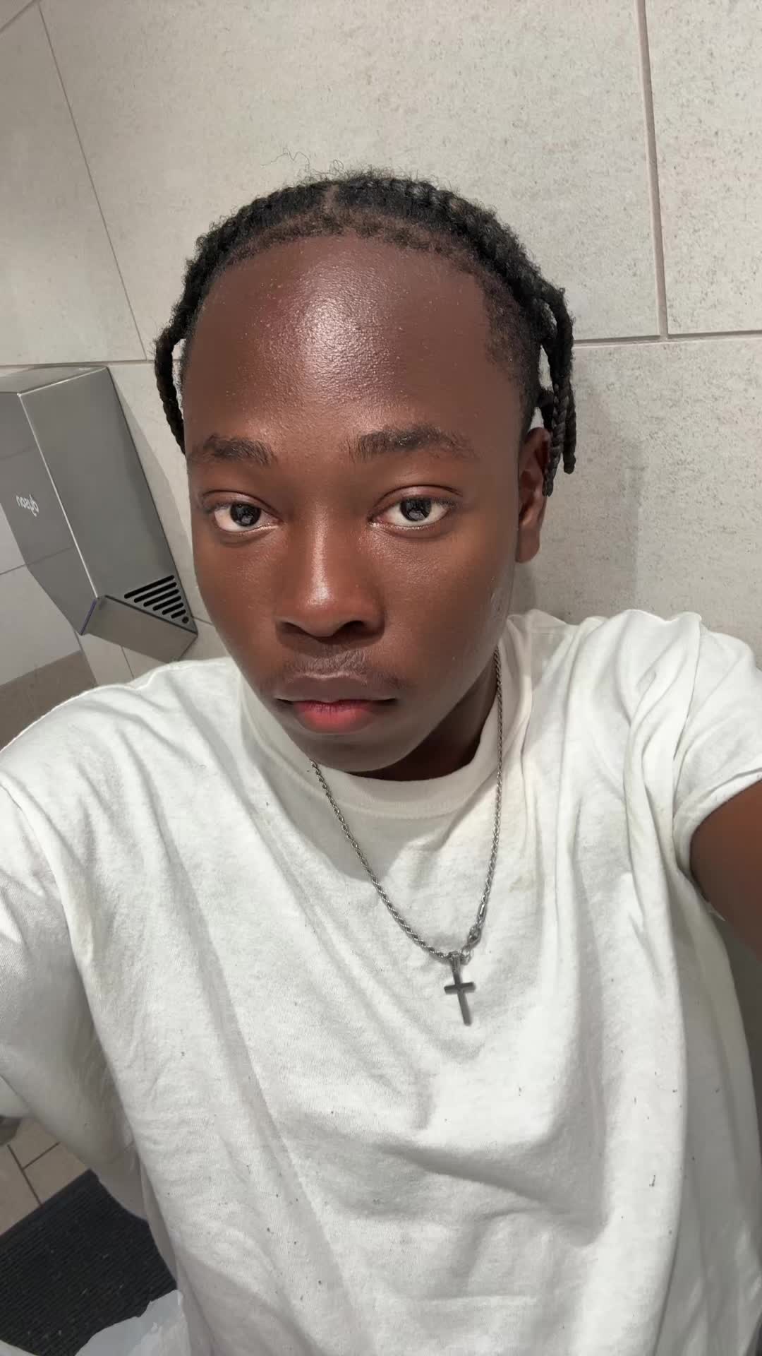 @dannythesavage_