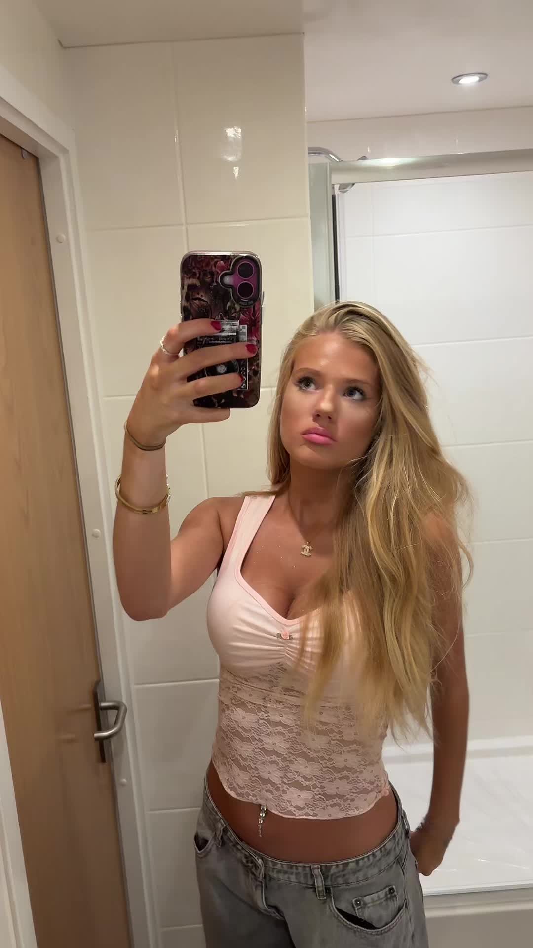 @libertylibbylib