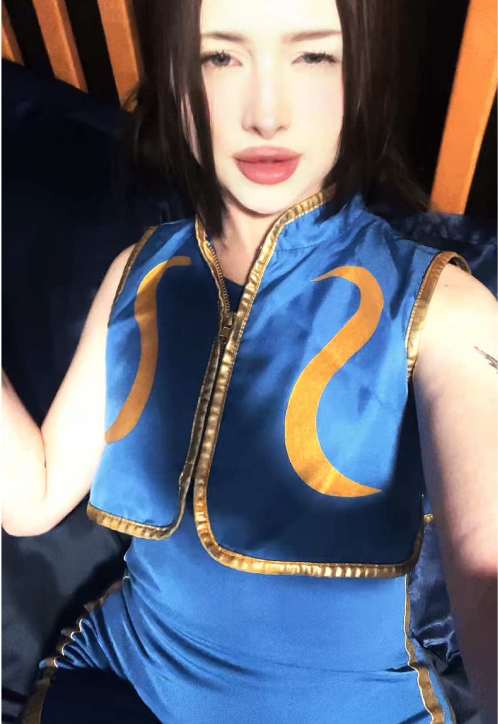 @chloe
