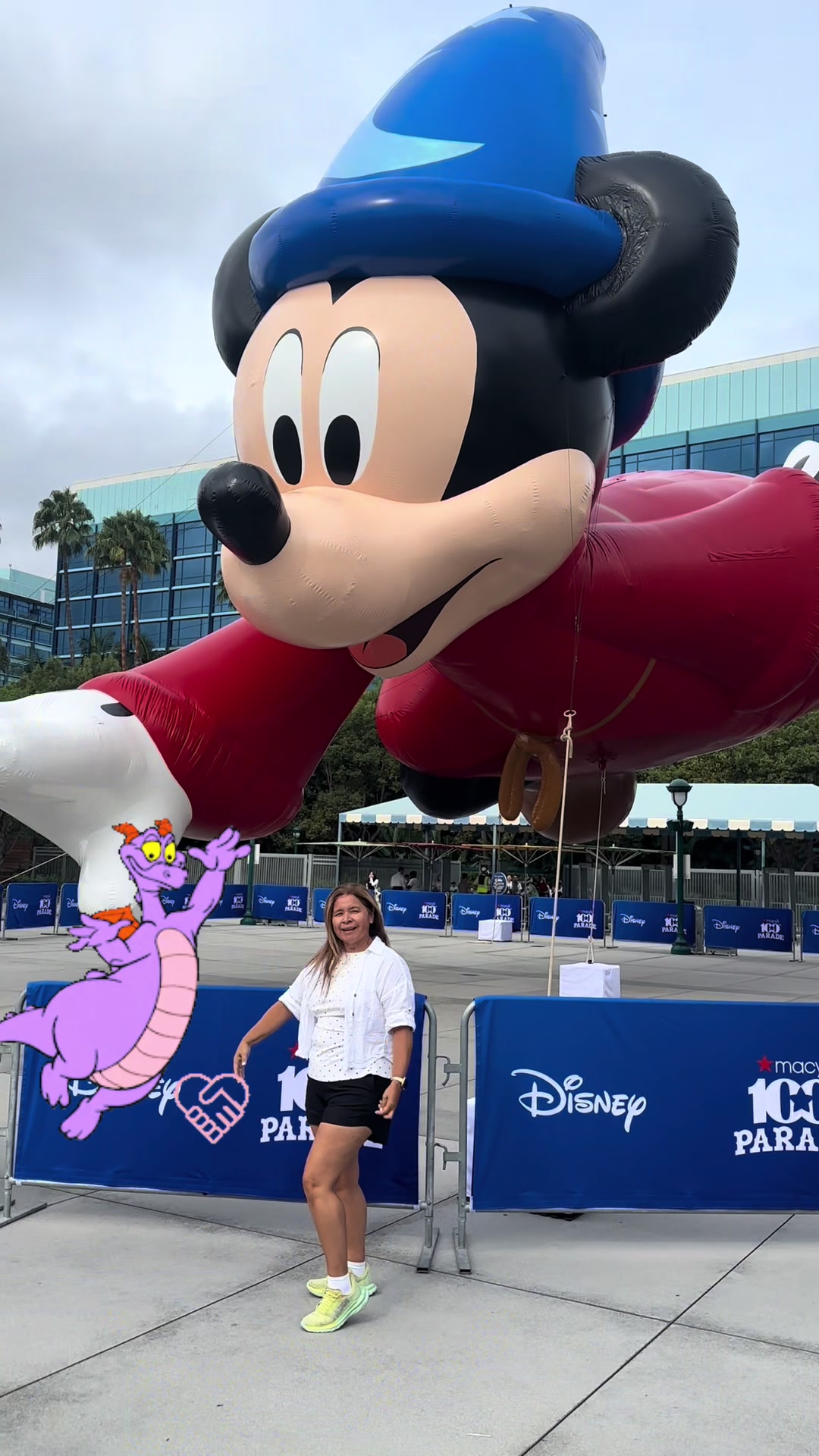 @DisneyFavesDX