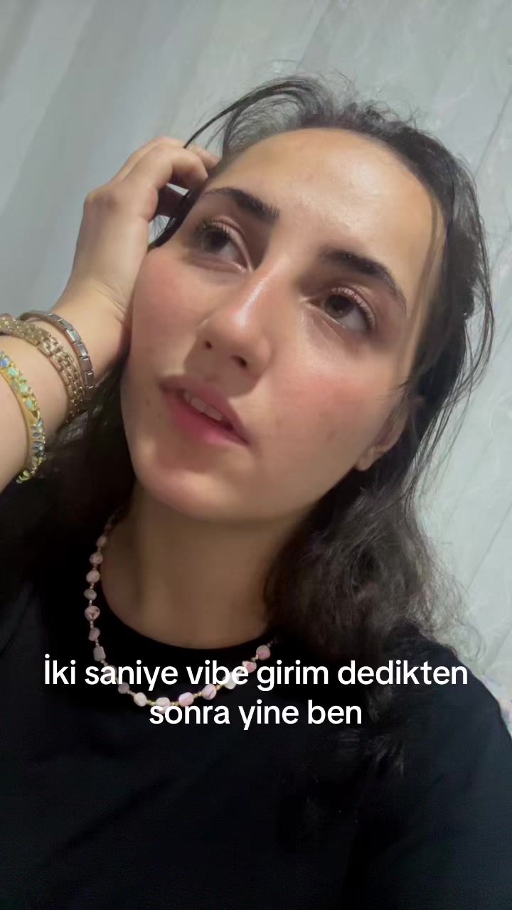 @Ayşenur AYG&Uuml;N