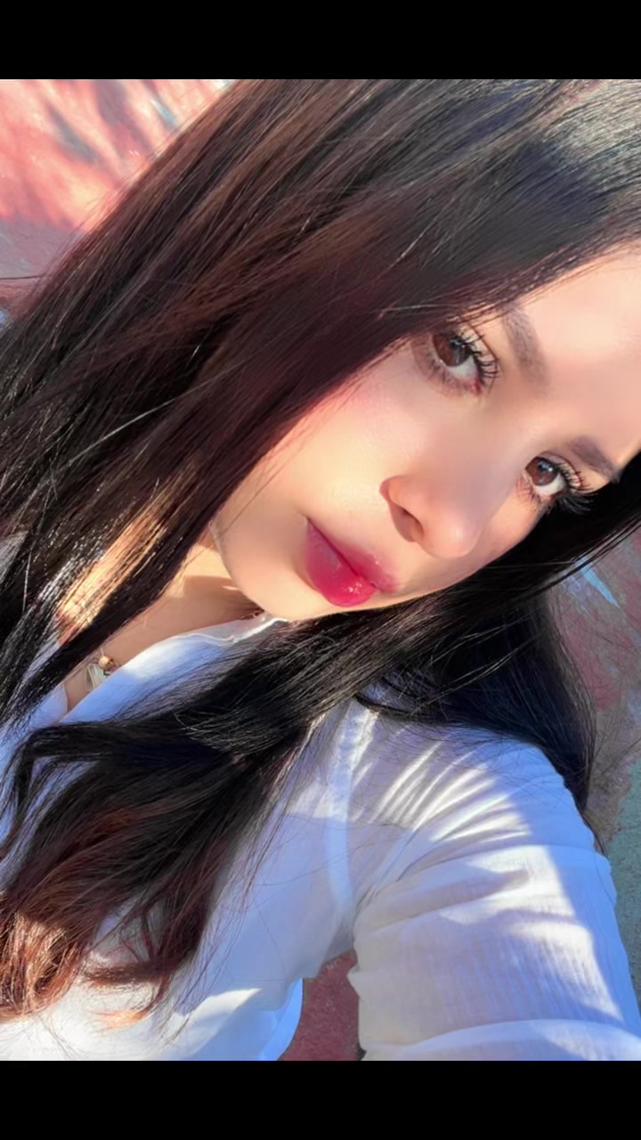 @VICTORIA REYNOSO