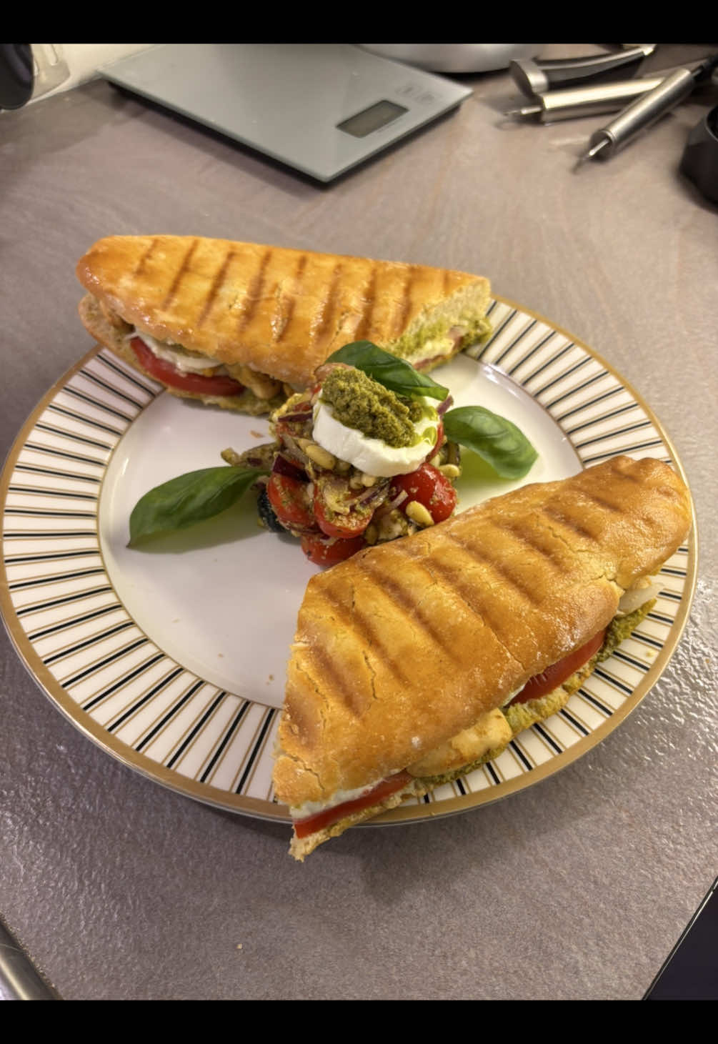 @Two Plates, One Love ❤️