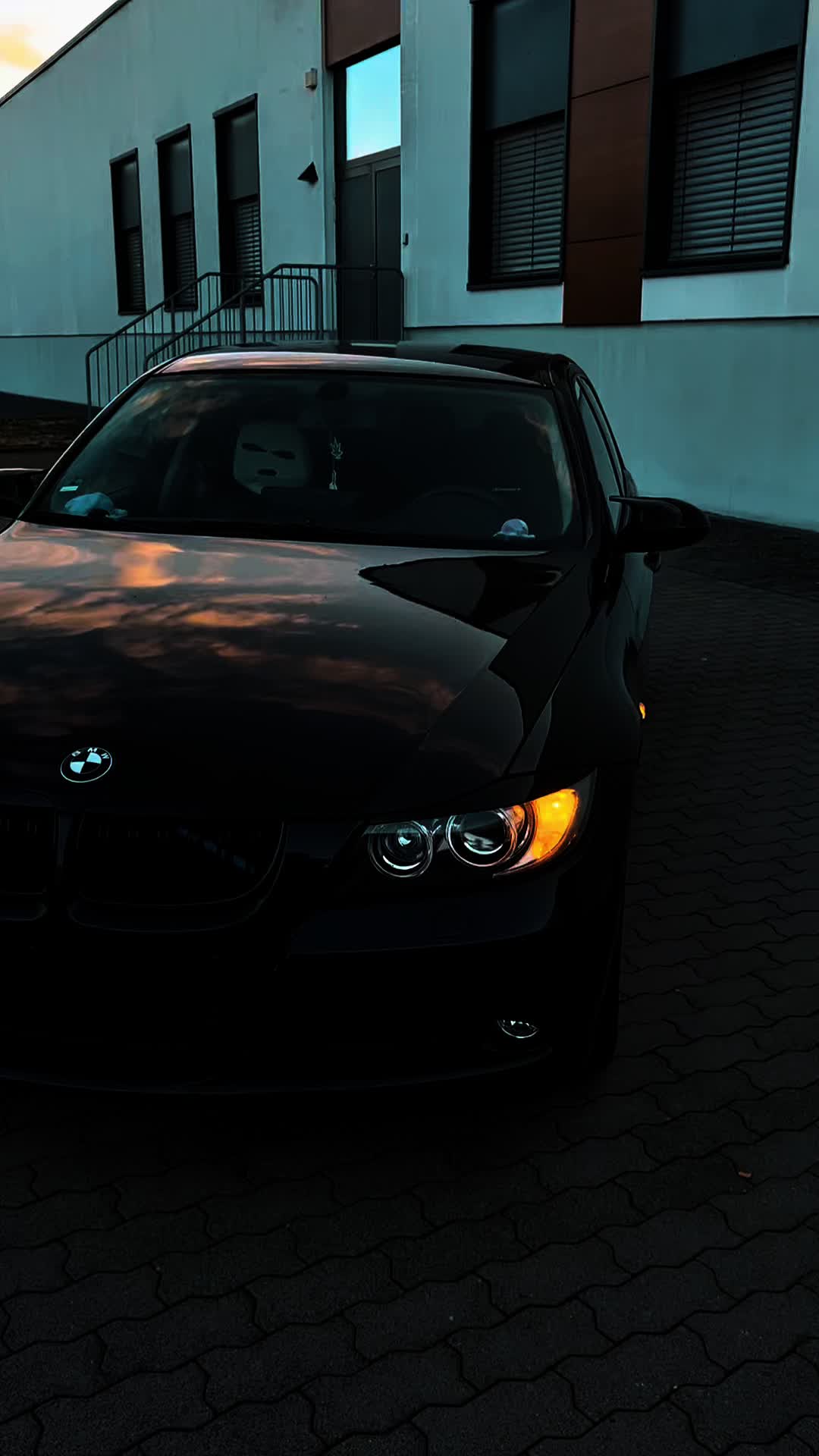 @Laura