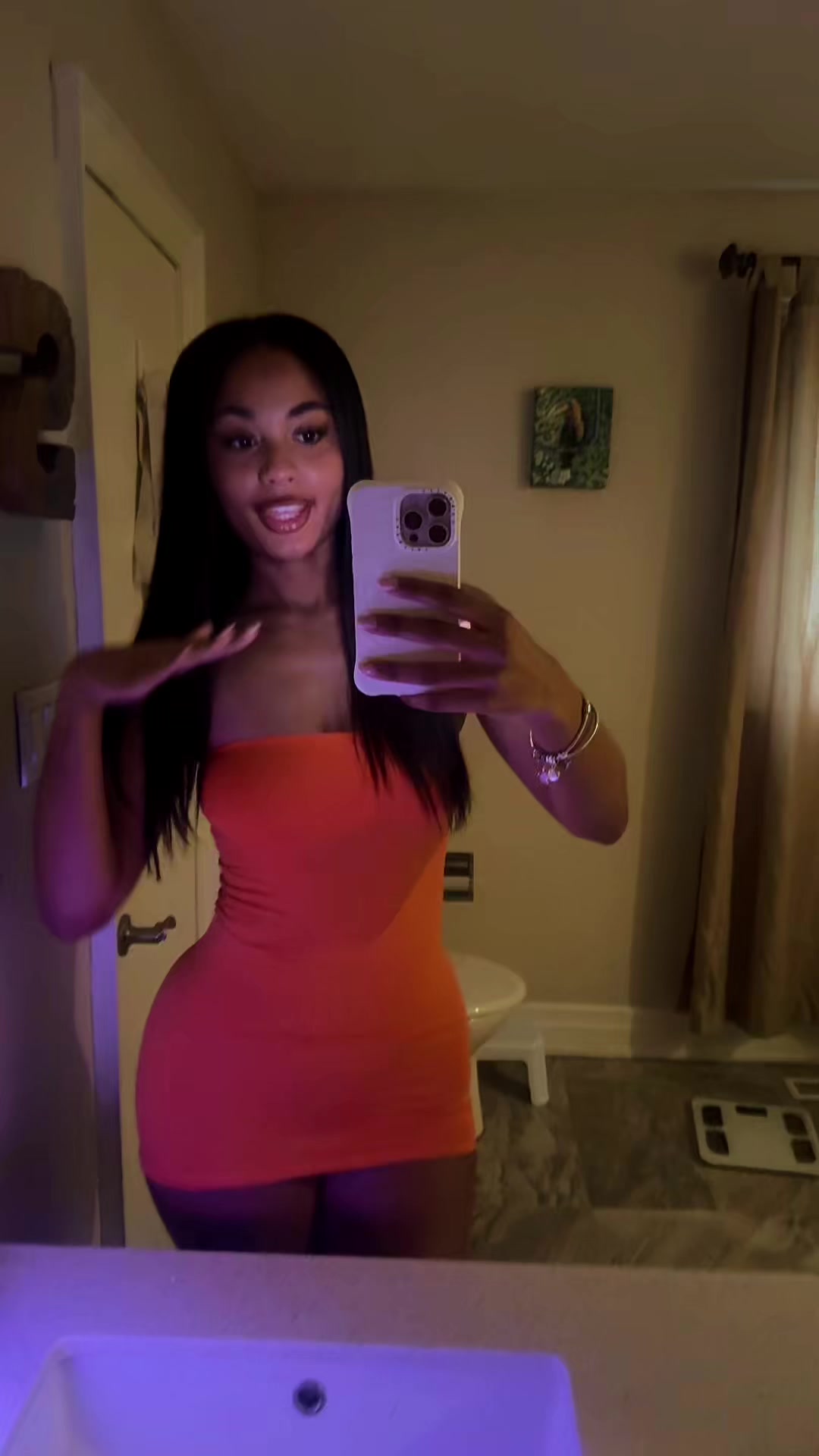 @naomsab