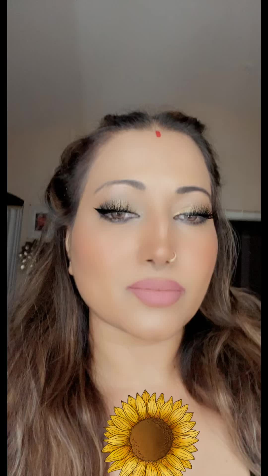 @AsliSona
