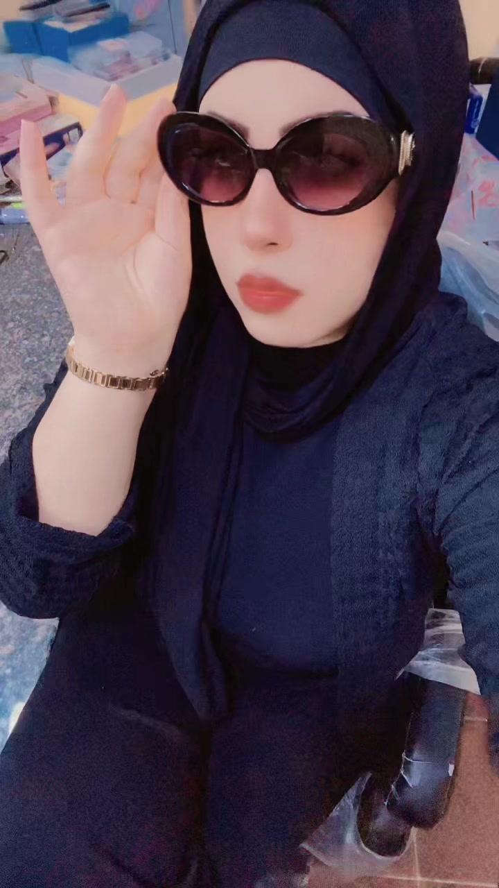 @آلبااااش ممرضهـ☺️🦋💋