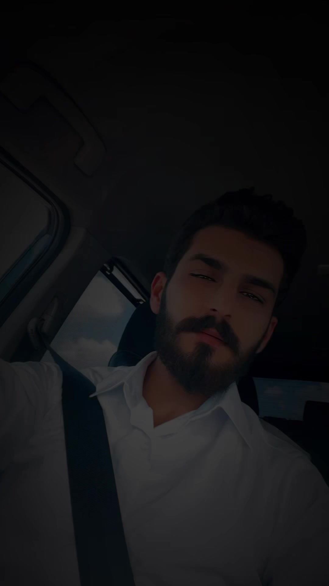 @ℬ🐆
