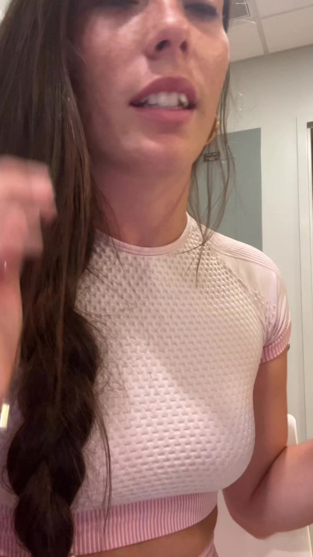 @Mollaye