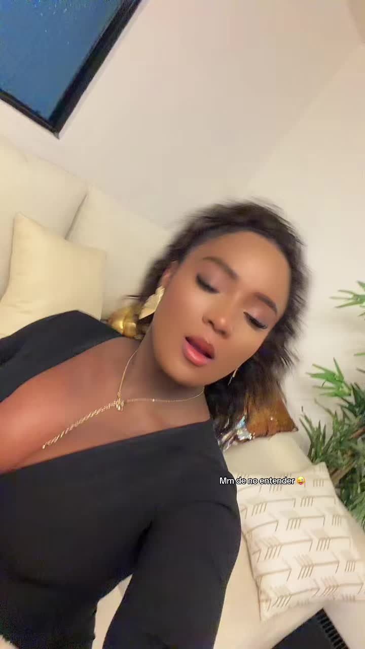 @Vanessa 🤎 G 02