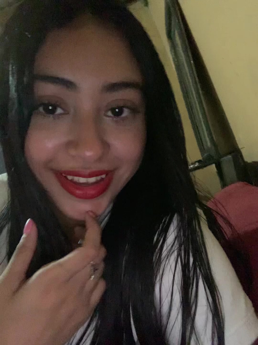 @𝑪𝒓𝒊𝒔𝒃𝒆𝒍 𝑫𝒊𝒂𝒛💋