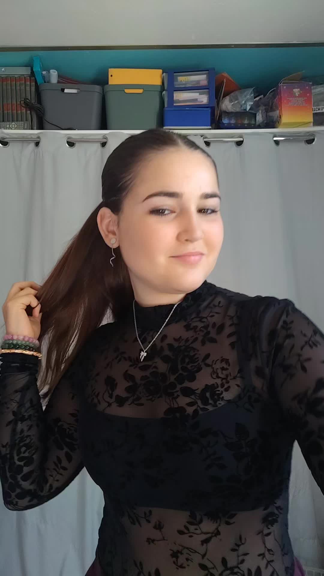 @Alicia