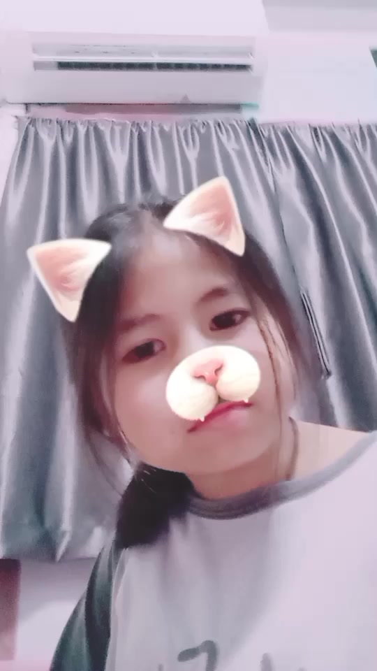 @มนต์ยิ้มไม่หวาน
