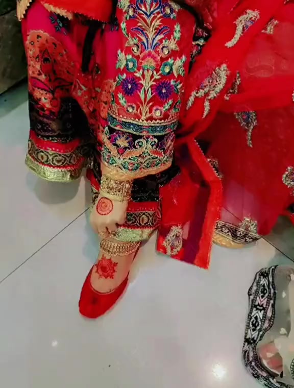 @Cute pathaniiiii