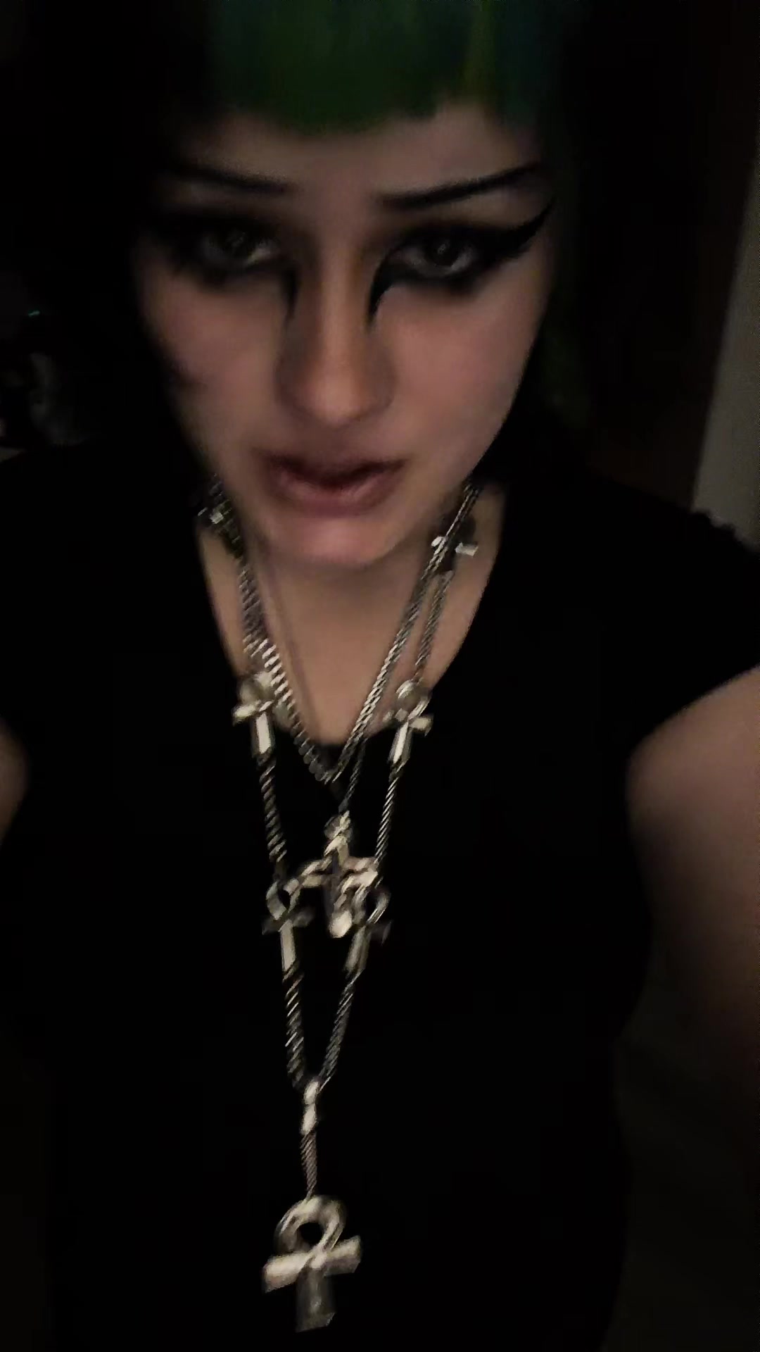 @bloodyzwingz