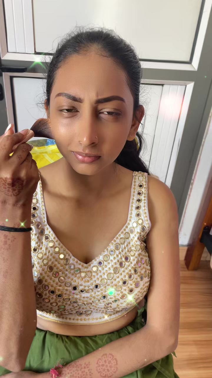 @Chesh Makeup Artist