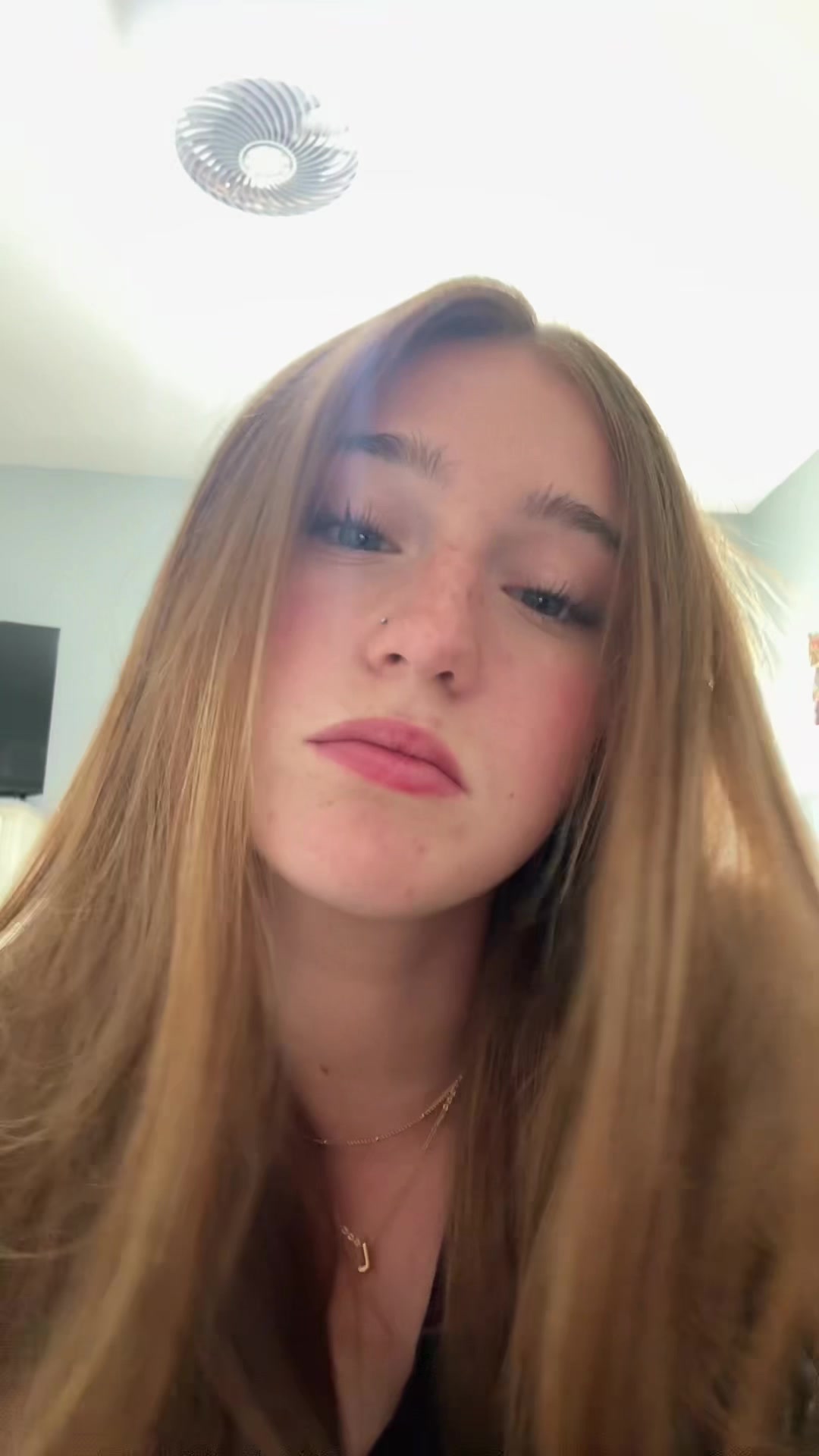 @lucy⁷