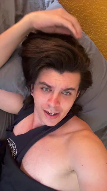 @zero woolfe (on YouTube)