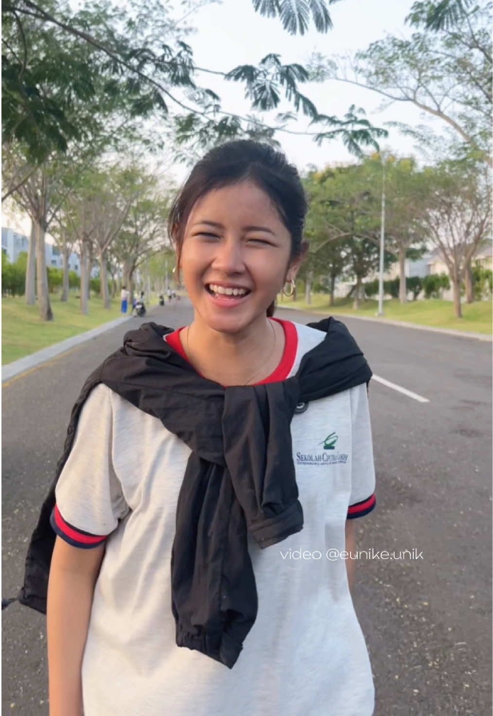 @Eunike ( Unik )