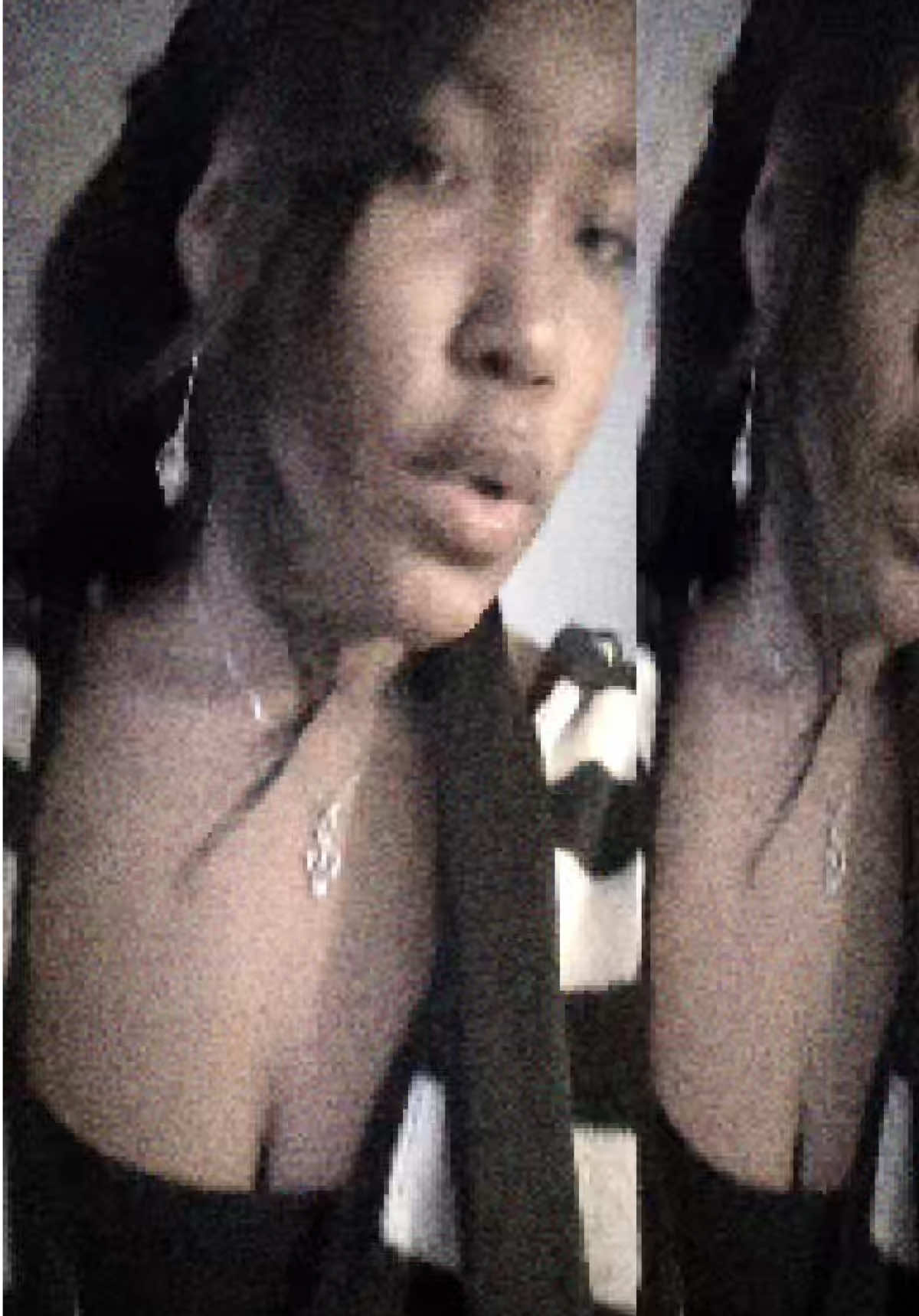 @☥