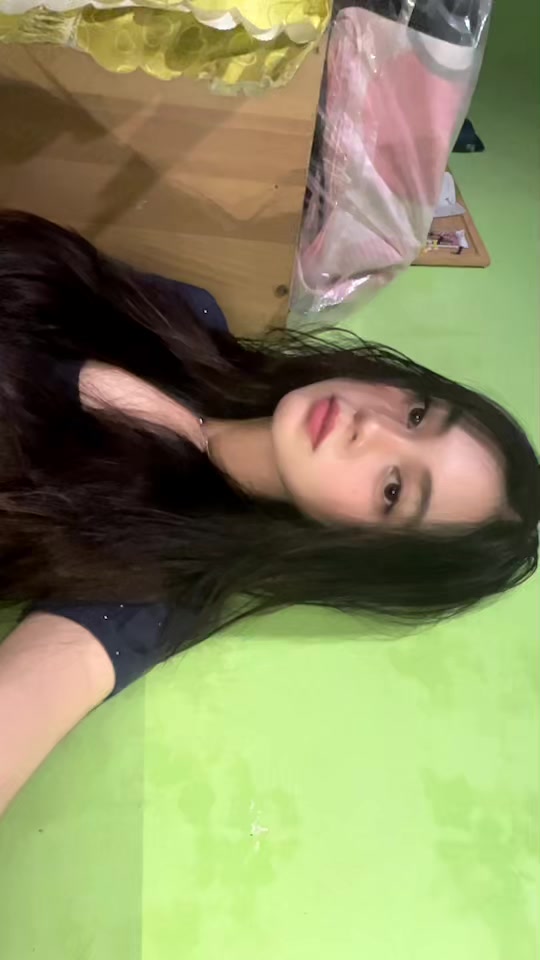 @lily