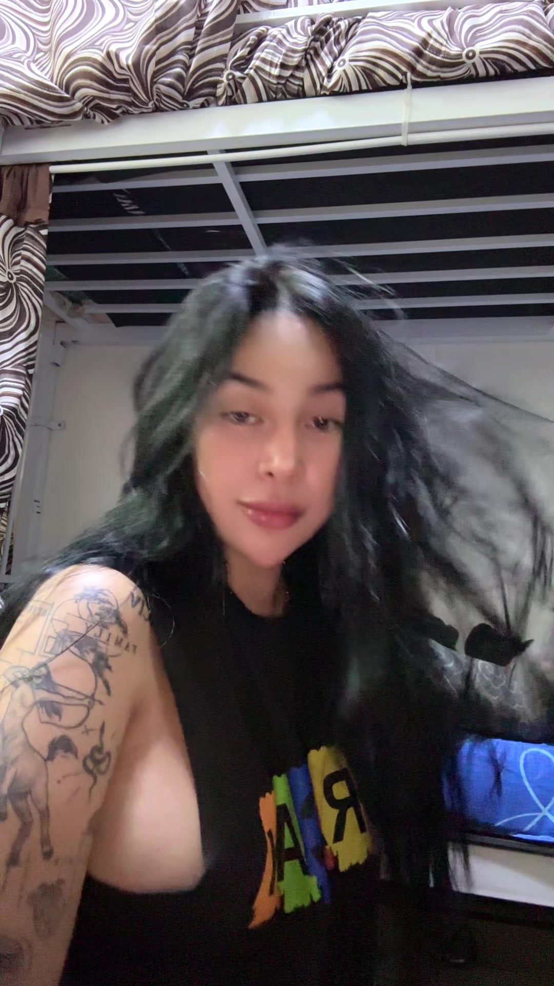 @Carlyyy