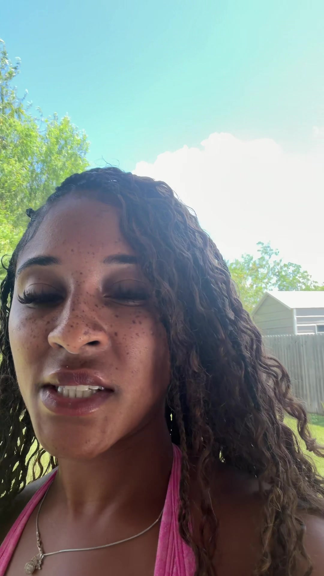 @Justcourtneyh___