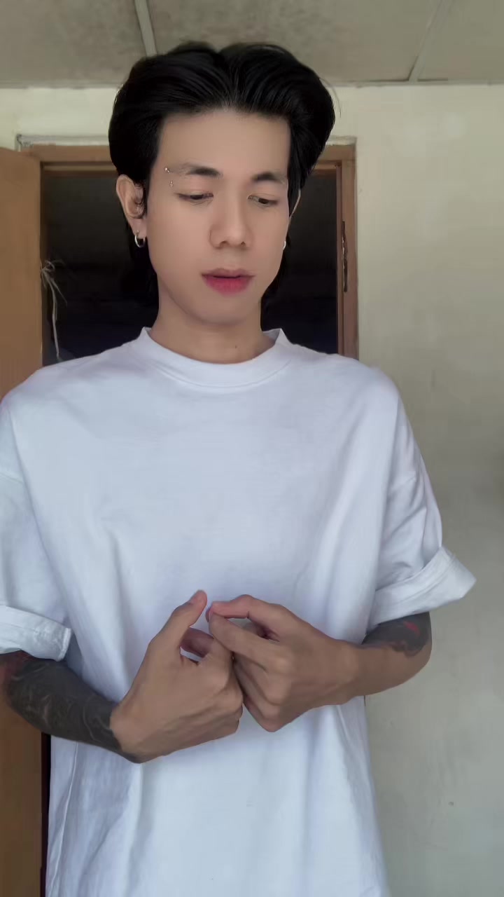 @Nyan Gyi NG