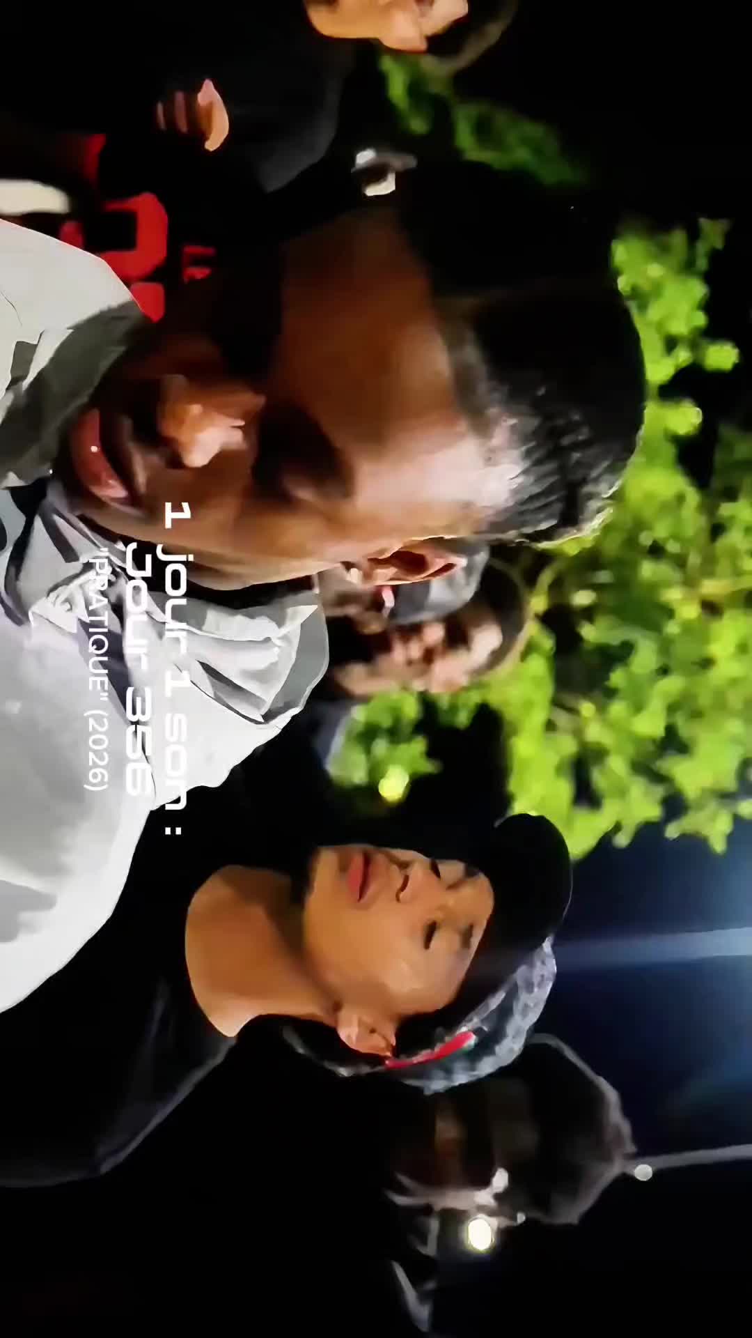 @UnJourUnSon