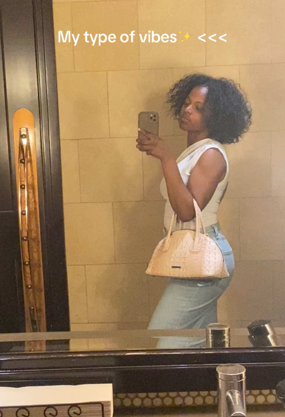@TheeRoyalBaddie