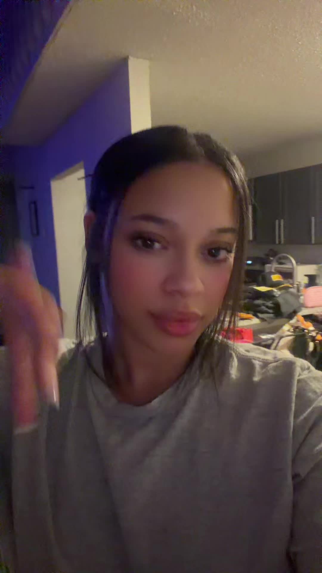 @xova★