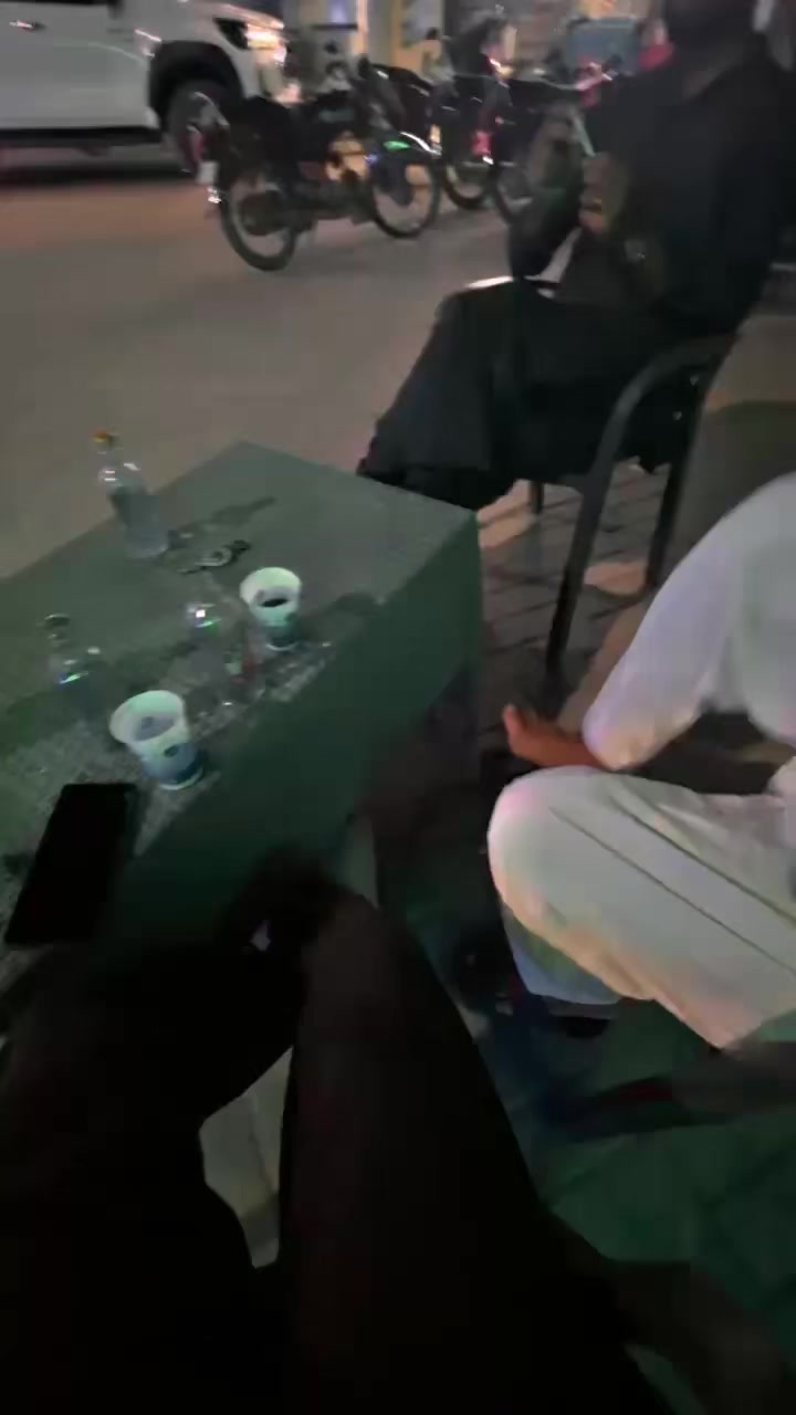 @ʟɪꜰᴇ_ᴏꜰ_ꜱʜᴀᴍɪɪ🥂🚩