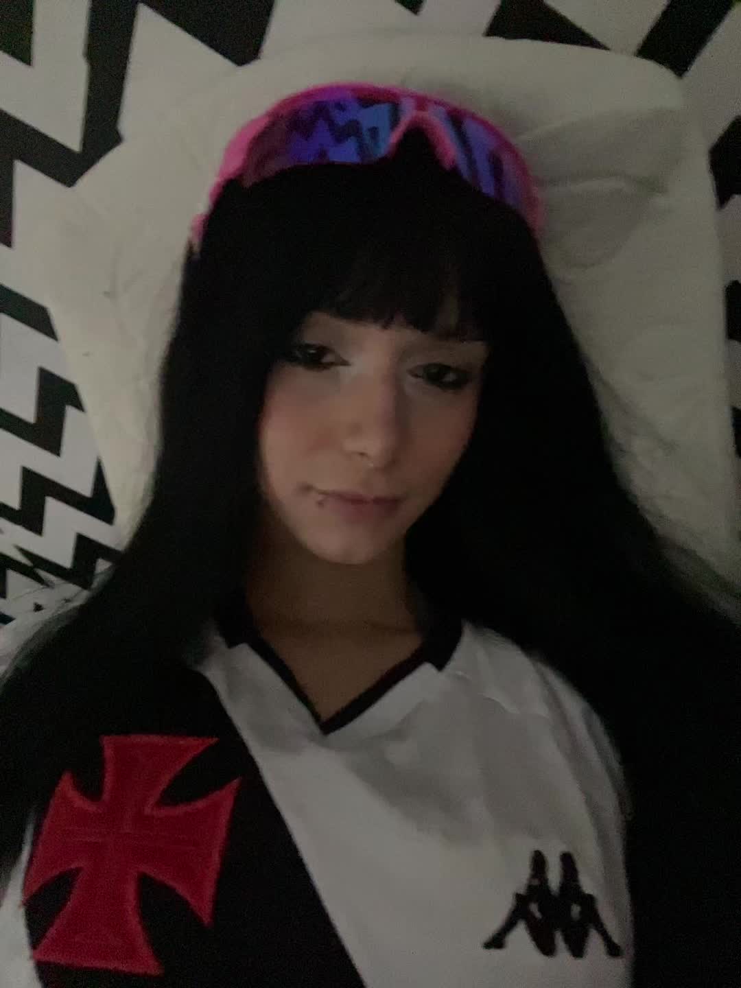 @👾