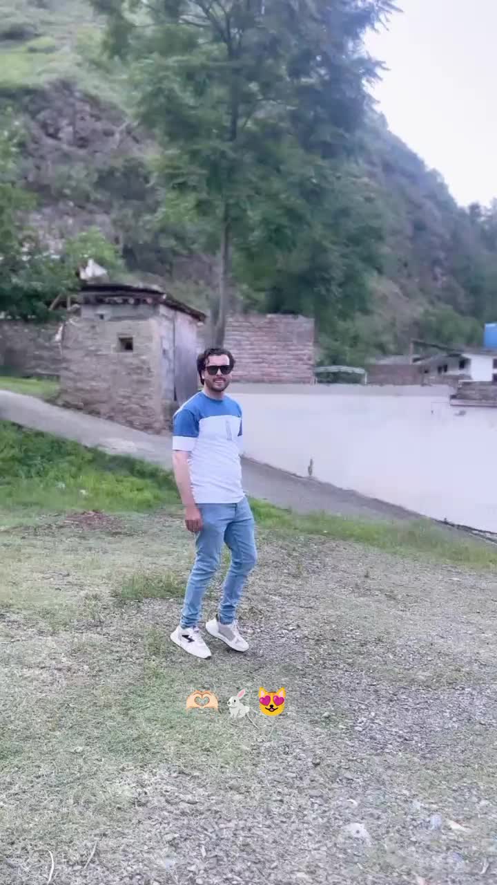 @SHAH RUKH 🦋🌸😻