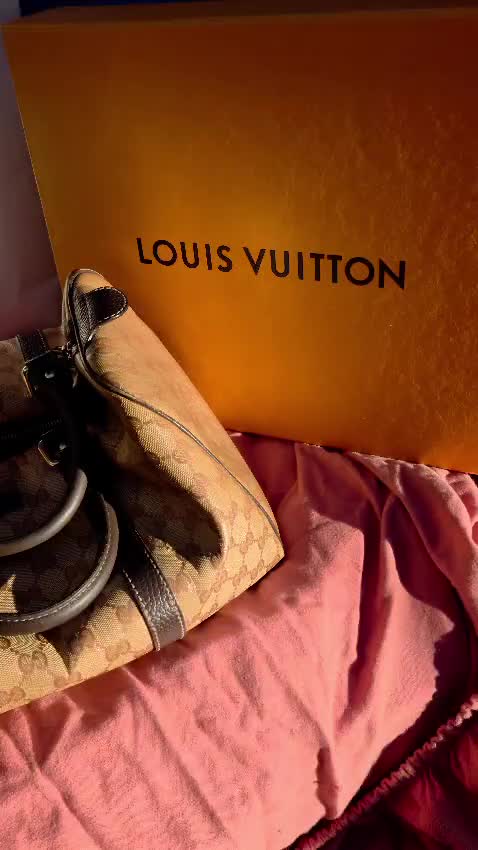 @Vintagissimo SecondHandLuxury