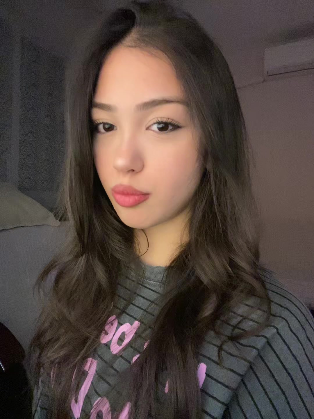 @๐ฆ๐๐๐๐ข๐