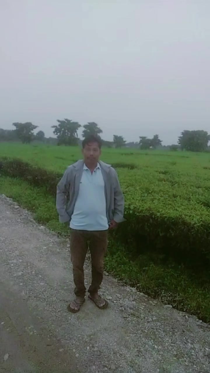 @RaZ bOoN .cY  (&bull;_&bull;) Vai