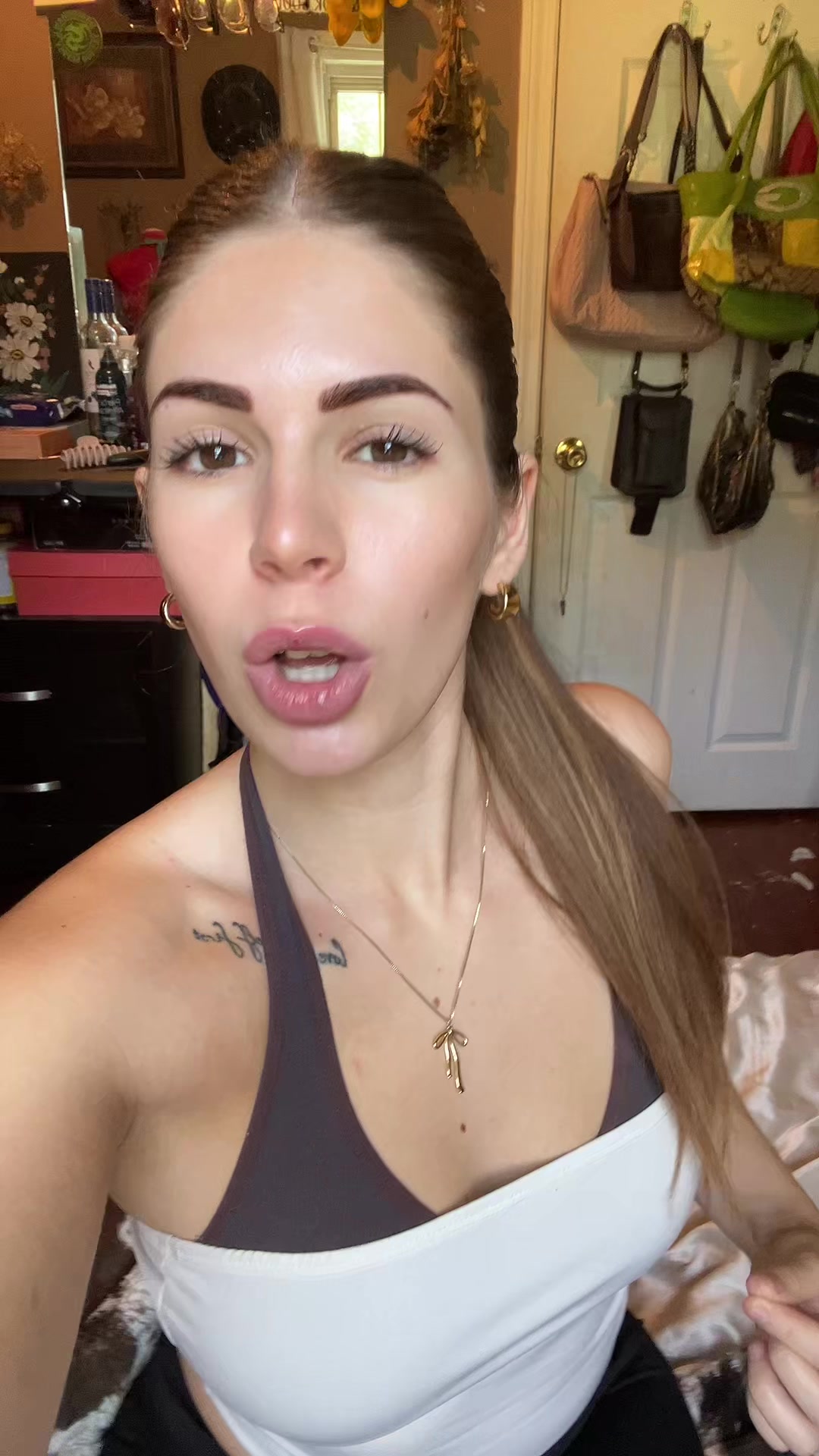 @angelina._.larissa