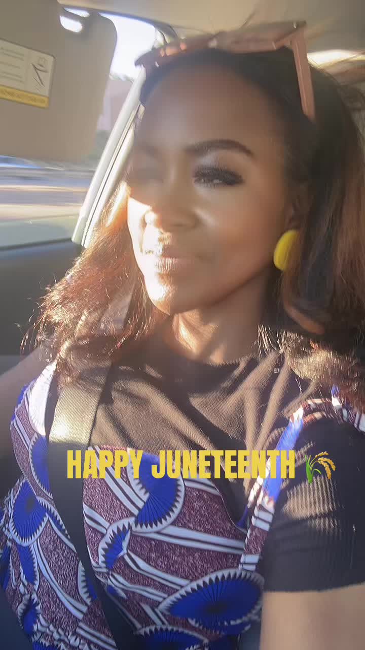 @johnniemariemonroe