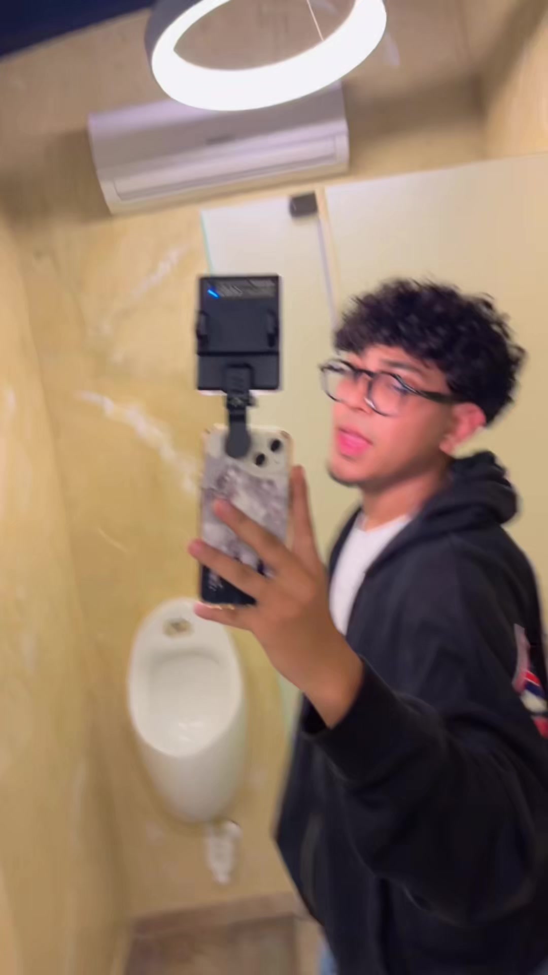 @ismaa