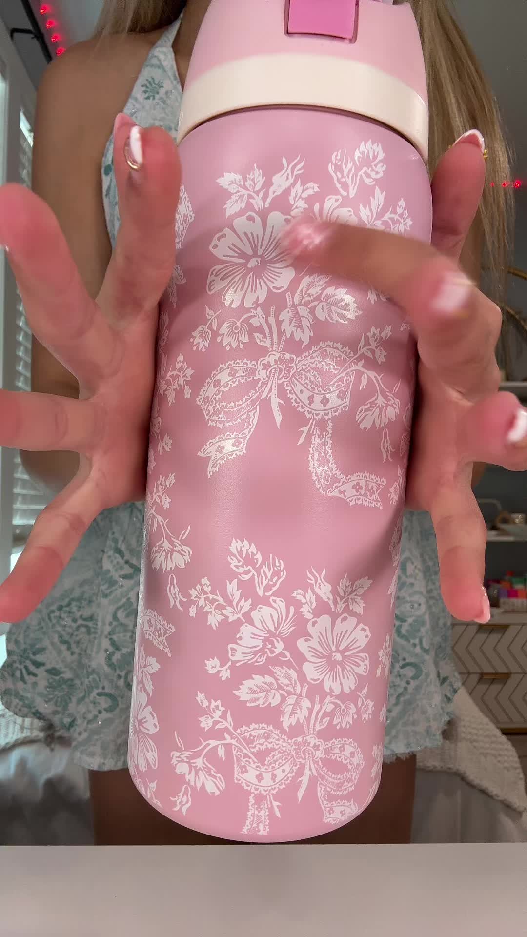@Kaylaa