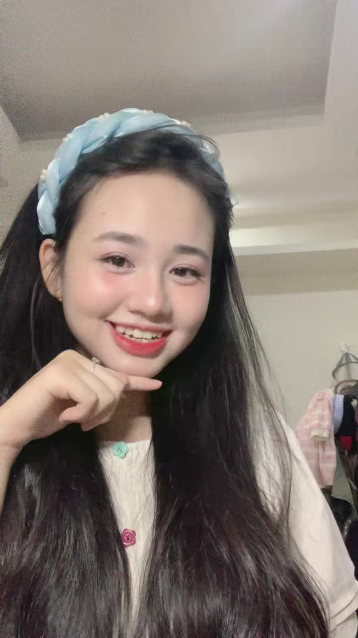 @B&ugrave;i Thu Thủy 🎐