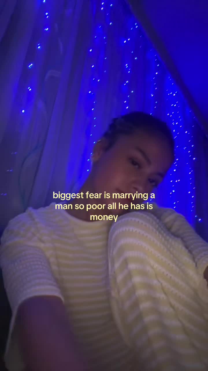 @Aყaᥫ᭡