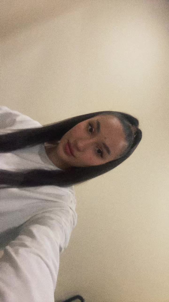 @Tania