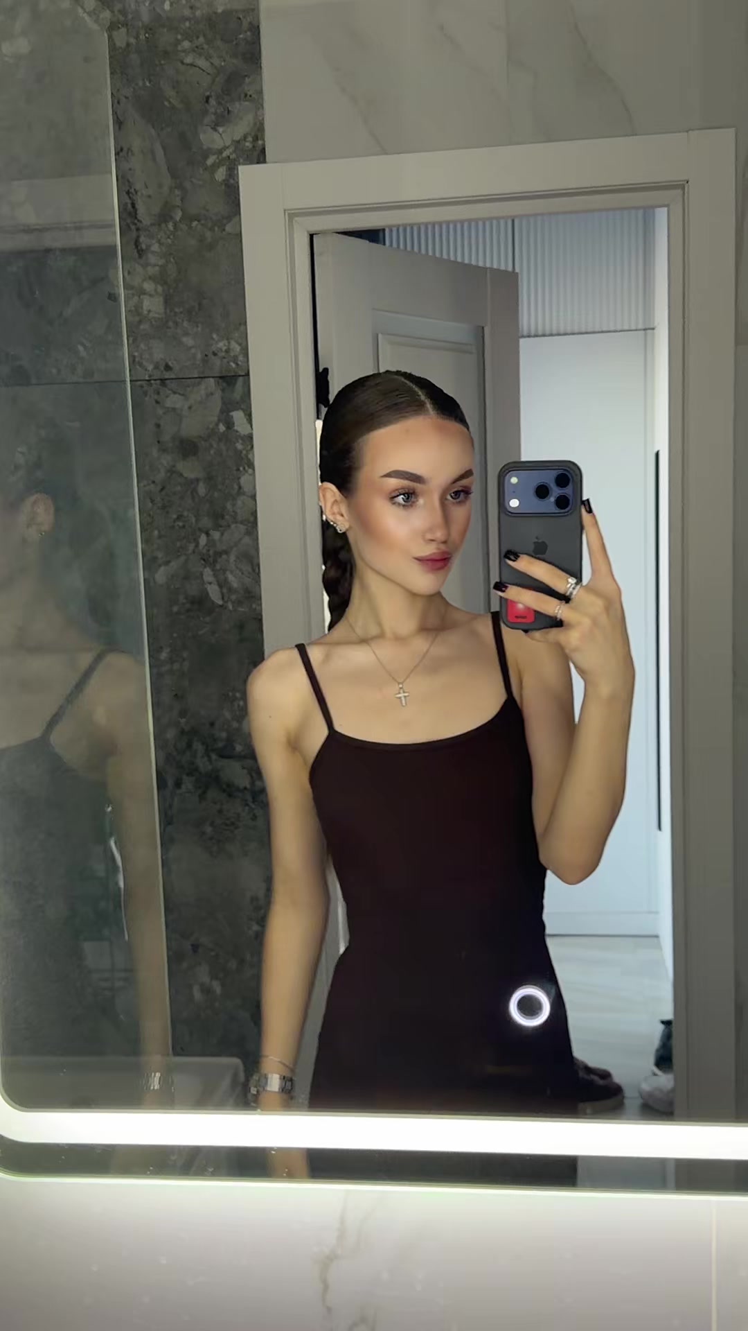 @Alisya