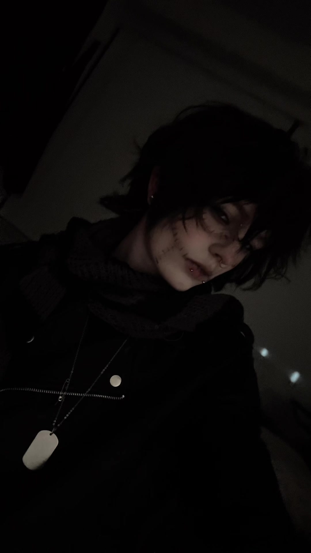 @⦻ v4mpbyt3 ⦻